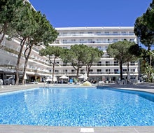 Oasis Park Hotel