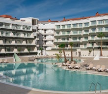 Gara Suites Golf & Spa