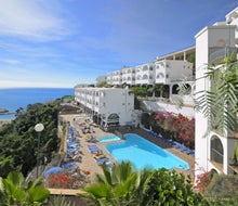 Colina Mar Apartments