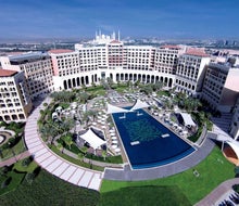 The Ritz Carlton Abu Dhabi Grand Canal