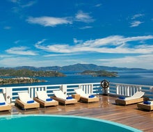 Kivo Art & Gourmet Hotel