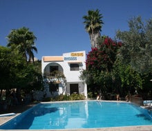 Oasis Hotel