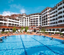 Royal Palace Helena Sands