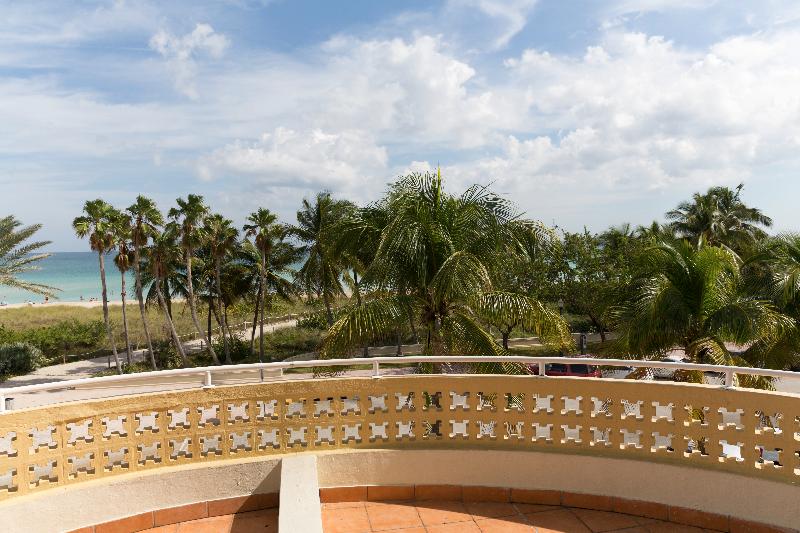 The Broadmoor Miami Beach in Miami Beach, USA | loveholidays