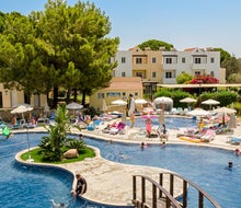 Matina Pefkos Aparthotel