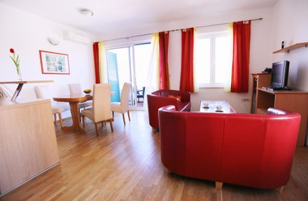 Pervanovo Apartments