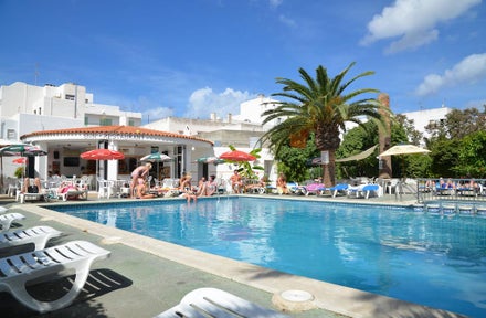 azuLine Llevant Hotel