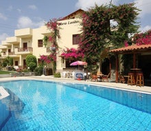 Maria Lambis Apartments