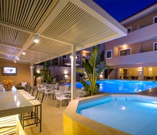 La Stella Apartments & Suites