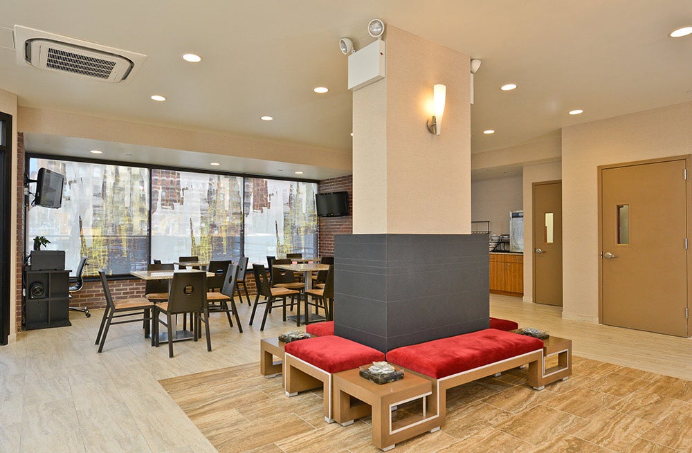 Comfort Inn Midtown West New York Loveholidays