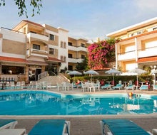Kassandra Family Aparthotel & Spa