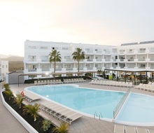 Aequora Lanzarote Suites