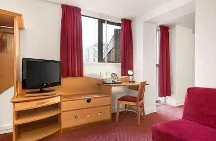 Days Hotel by Wyndham London-Waterloo